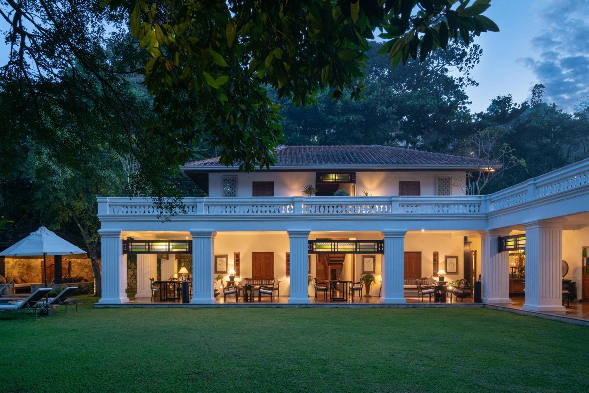 Taru Villas 캔디 외부 사진